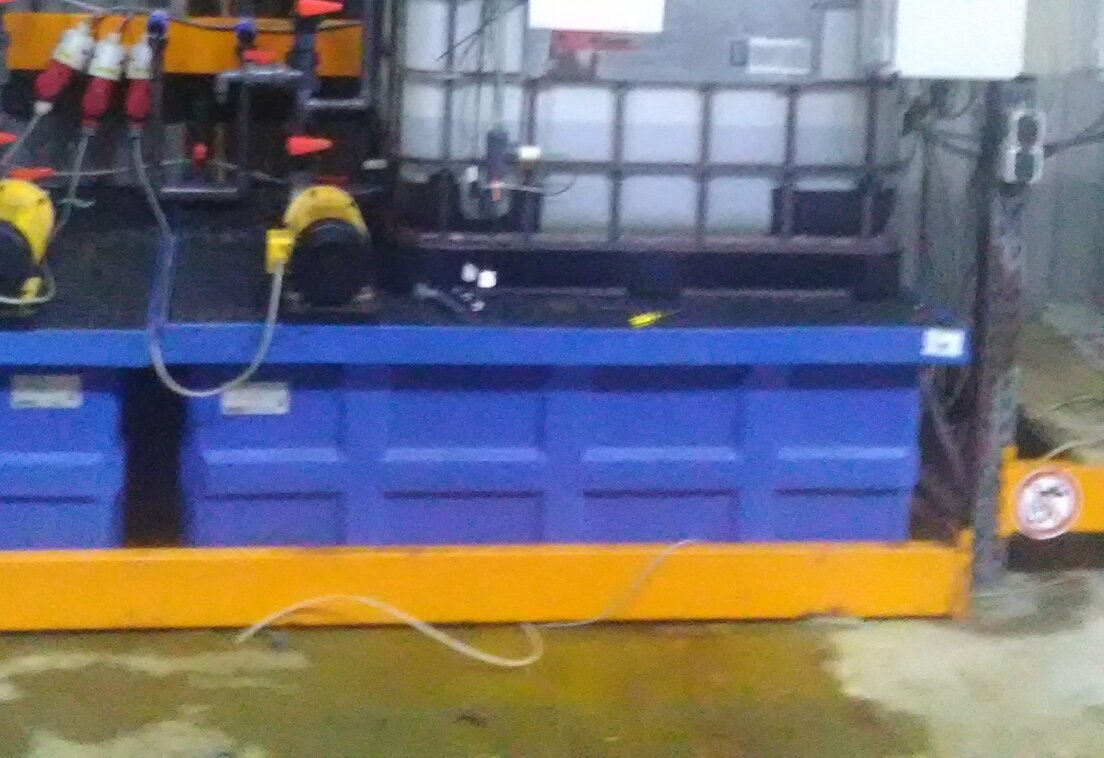 Techniker bei Anlagenwartung